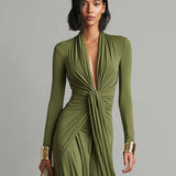Abito Maxi in Seta Verde Oliva con Scollatura a V